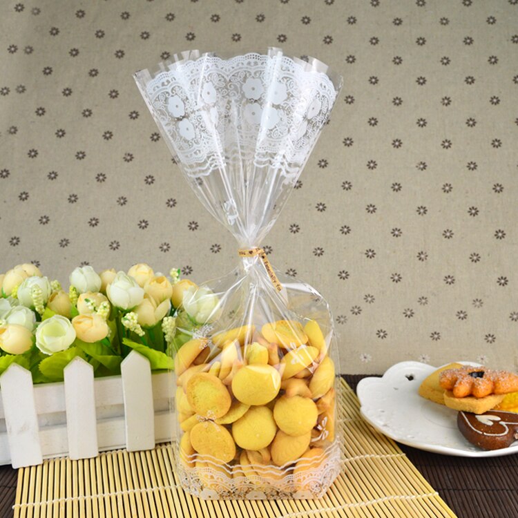 100pcs Free shipping Biscuit bread bag Transparent lace lace pastry bag Baking supplies Disposable Takeout bags Cookies Bags